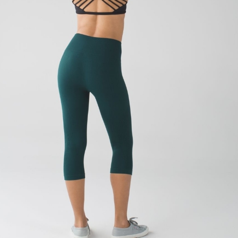 Lululemon Athletica Flow And Go Crop Leggings Deep Green - Picture 2 of 9